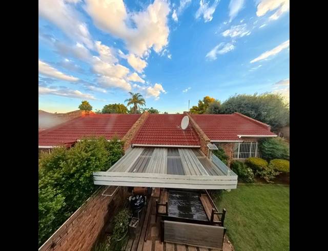 3 BEDROOM TOWNHOUSE FOR SALE IN BIRCHLEIGH